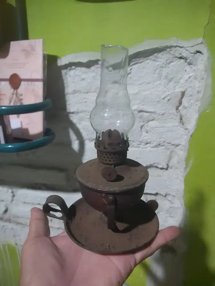 lampu minyak jadul