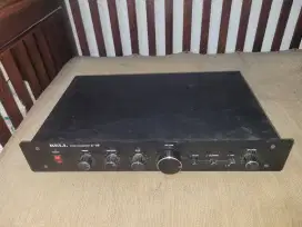 Pre amplifier bel C 25 bagus