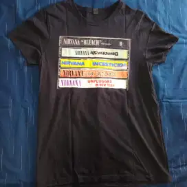 Kaos band musik Nirvana sz M