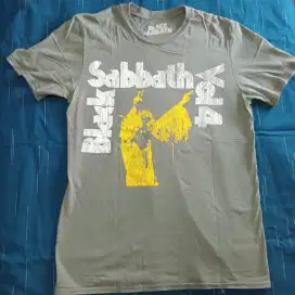 Kaos band musik Black Sabbath vol 4 sz M