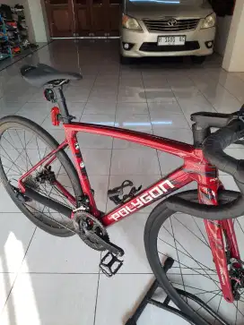 Polygon Strattos S7D