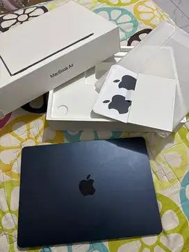 Macbook Air M2 8/256gb