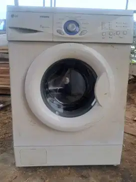 mesin cuci merk Lg