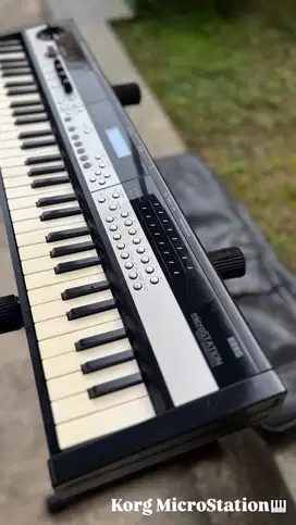 Workstation Synth KORG MicroStation
