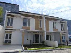 Rumah Exlusive Di Mainroad A.H Nasution Bandung