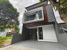Rumah Baru 2 Lantai Siap Huni Di Cluster Graha Bintaro Tangsel