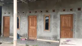 Menerima kost putra