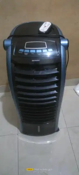 Ac portable merek sharp
