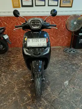 STYLO 160 CBS, MASIH MULUS SPRT BARU, KTP DAERAH BISA, GRATIS SERVICE