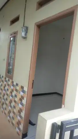 Kontrakan 3 petaj