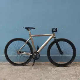 Fixie, fixed gear, single speed, piksi, fiksi, fixie size 52