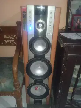 Sepasang speaker aktif Polytron XDR