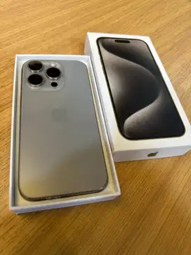 15PRO 256GB, NATURAL SECOND IBOX