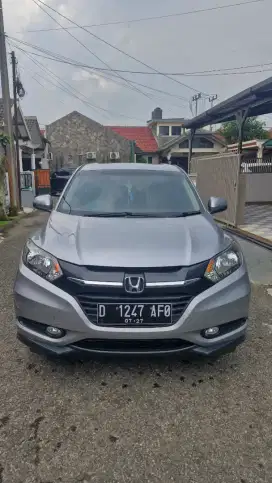 Honda HR-V 1.5 E AT Tahun 2017