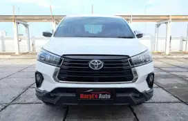 Toyota Innova Venturer 2.0 Bensin AT