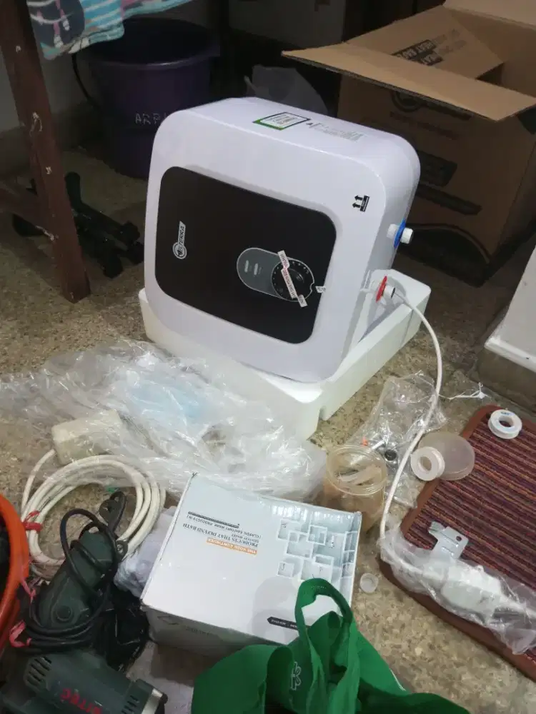 Water heater Listrik