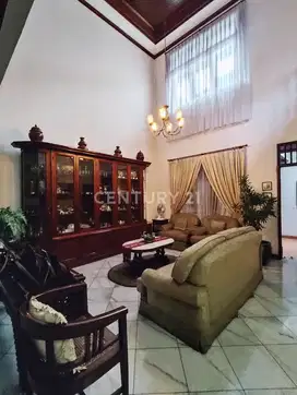 Rumah Bagus 2 Lantai Di Rawamangun Jakarta Timur S7520