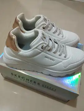 jual sepatu anak cewe merk SKECHERS