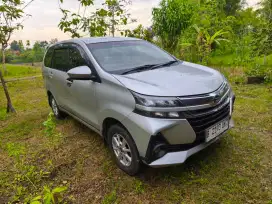 Mobil xenia R 2019 AT