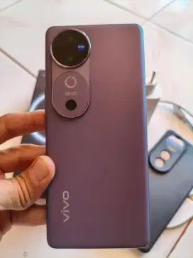 Vivo V40 5G second