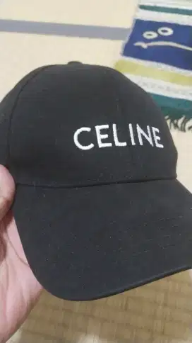 Topi second Brended merk  Celine Paris