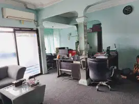 Dijual Rumah/Tempat Usaha Pinggir Jalan Raya Daerah Gajah Mungkur Smrg