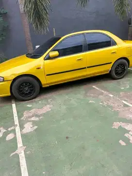 Mazda Familia 1997 Bensin
