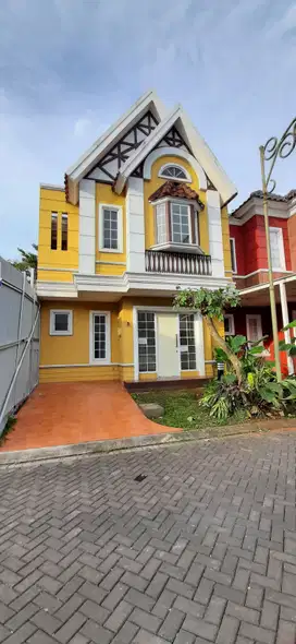 Dijual Rumah Cluster MALIBU  Village  Jl. Trancas  Paramount Serpong.