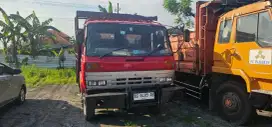 Jual truck tronton 2 unit nissan dan mitsubhisi fuso