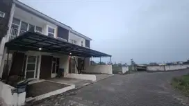 Rumah Villa Mewah di Junrejo Batu, Lokasi Strategis Dekat Wisata