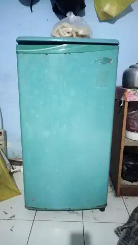 Kulkas toshiba 1 pintu