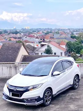 DP 15jt || HRV 1.8 CVT PRESTIGE 2016