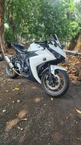 Yamaha R25 2017 Pajak hidup