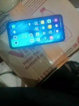 Vivo Z1 pro Ram 6/128 normal semua nya hp SM charger saja