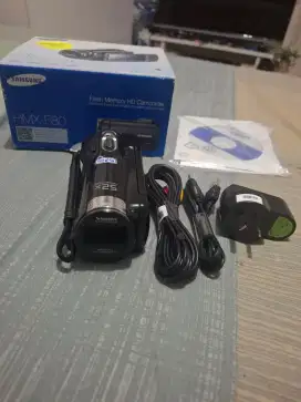 Samsung hmx-f80 camcorder