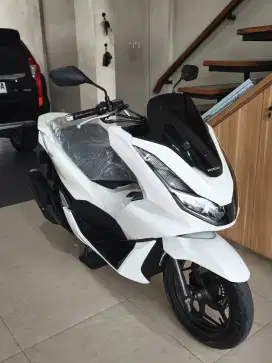 Bissmillah dijual motor Honda PCX 160cc 2024 istimewa