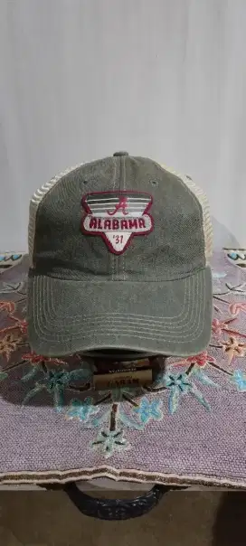 Trucker cap Legacy
Alabama Crimson
All size
Full tag