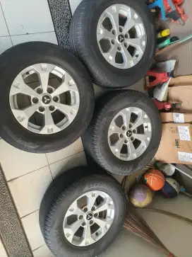 Velg pajero dakar