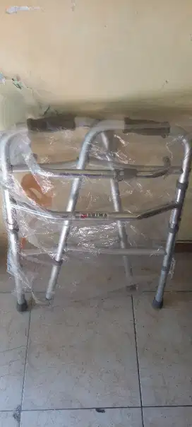 Alat bantu jalan