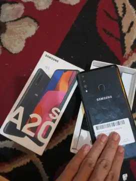 Samsung a20s ram 4/64