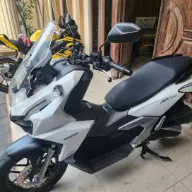 Adv 160 cbs putih 2023 gbm bisa tunai atau kredit