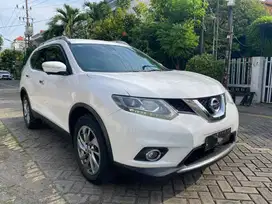 Nissan Xtrail 2.5 Bensin Matic/At 2015 Kondisi Sangat Twrawat