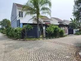 Rumah 2lt posisi hook citra indah city cluster bagus