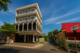 Rumah Tua Luas 300m2 Dekat Cafe Lakopi Hertasning Lama, SHM