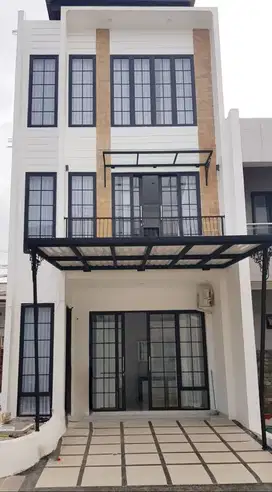 WOW Rumah PREMIUM SIAP HUNI 3 Lantai diPINGGIR JALAN RAYA CINERE Depok