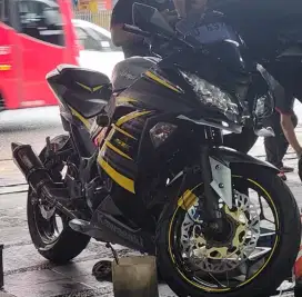 Ninja 250 fi 2014 jual santai