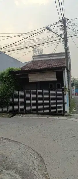 Jual CEPAT RUKAM 1,5 Lantai SIAP HUNI, Dukuh Zamrud,Mustikajaya bekasi