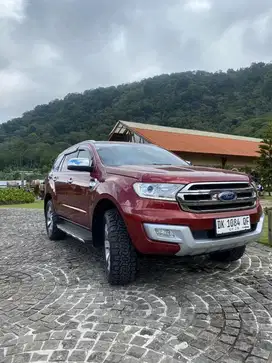 Ford Everest Titanium 2015 Asli Bali