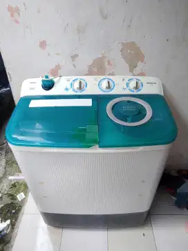 Mesin cuci 2 tabung