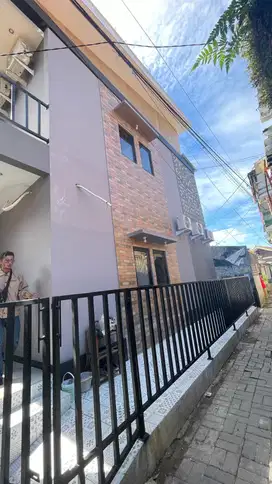 Dijual kost-an dekat ITB, bangunan baru, fasilitas lengkap.